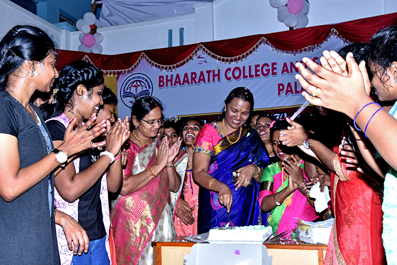 newyear-celebration- lamp-lighting-1